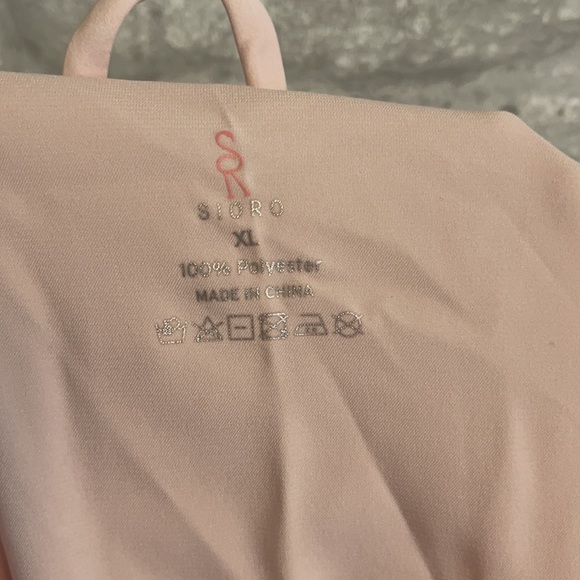 Pink BRIDE silky robe - Picture 3 of 3